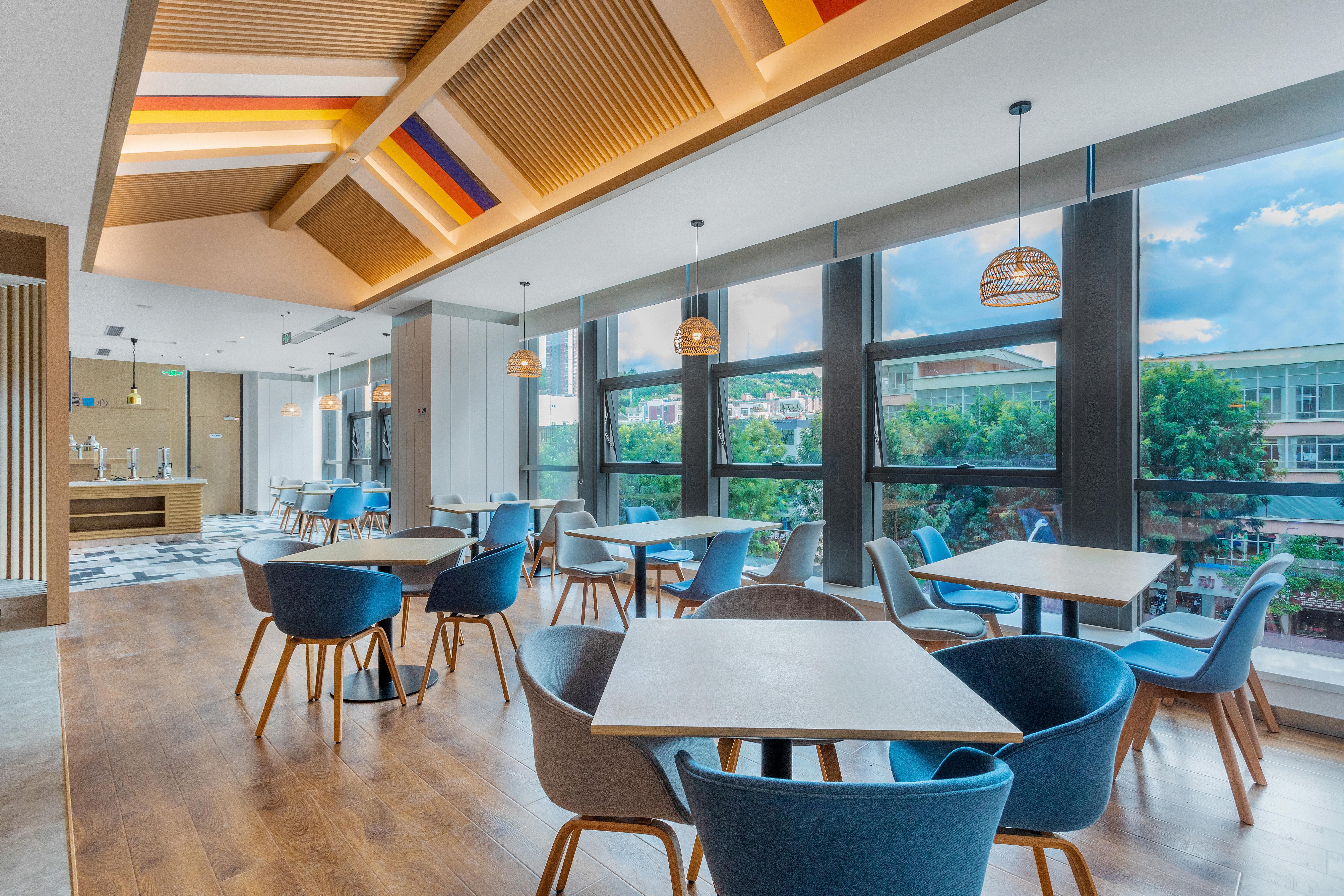 Holiday Inn Express Dali Xiaguan By Ihg Exterior photo